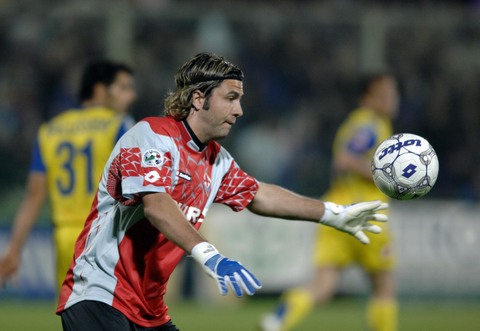 手在日职牛 手在日职牛