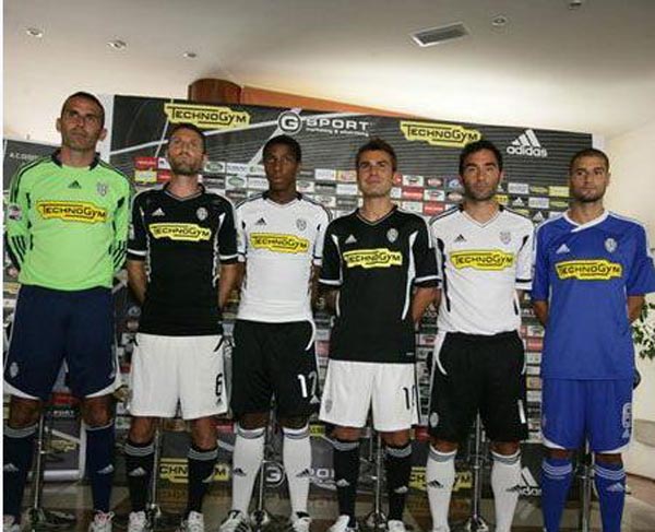 以野换河 以野换河