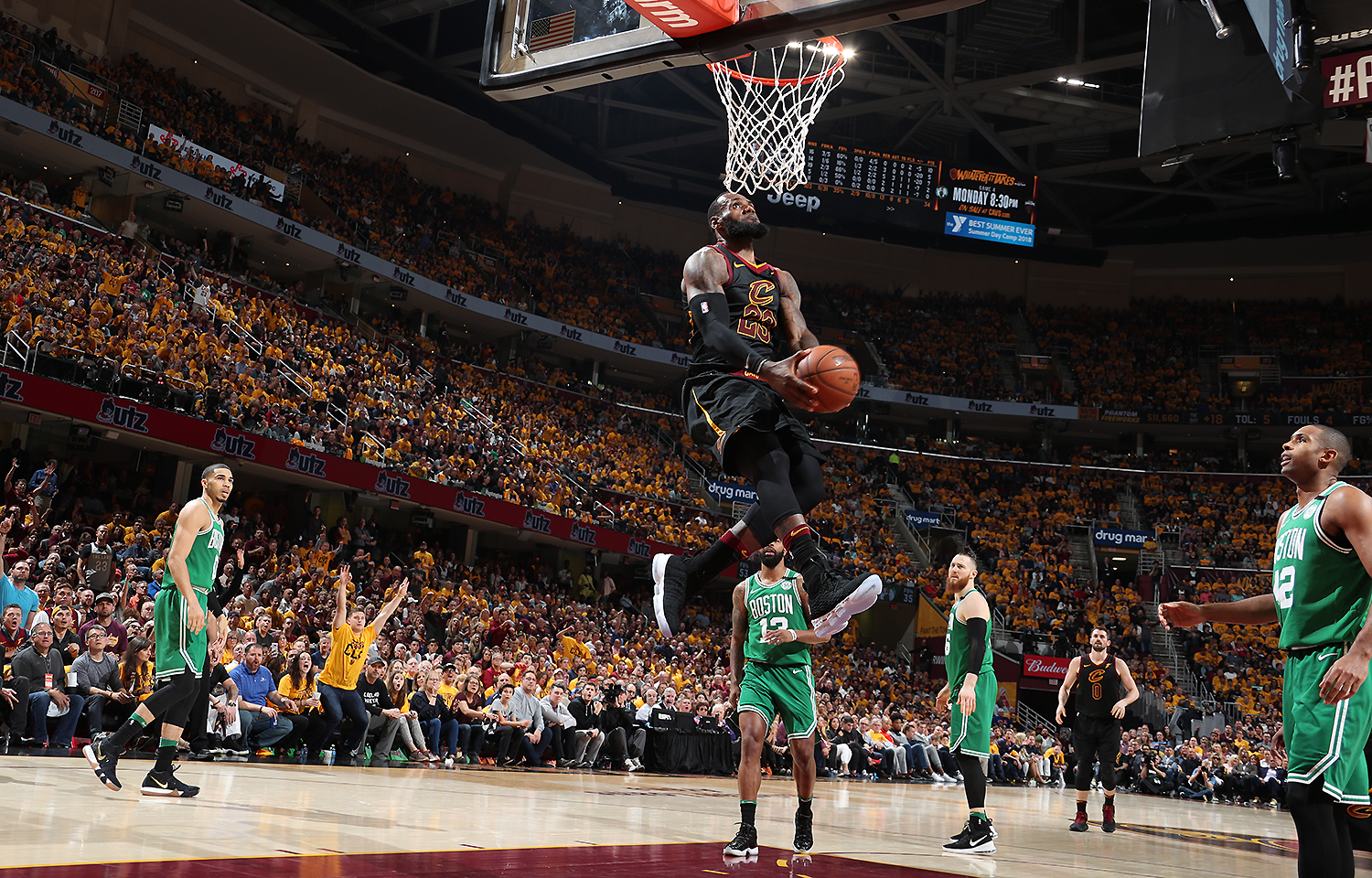 总是被吓到 总是被吓到