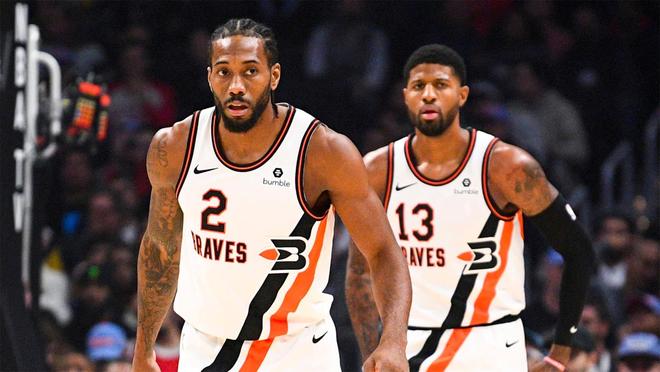 形成三后卫 形成三后卫