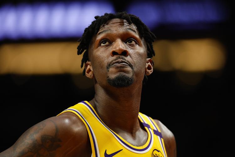 和炸弹等特 和炸弹等特